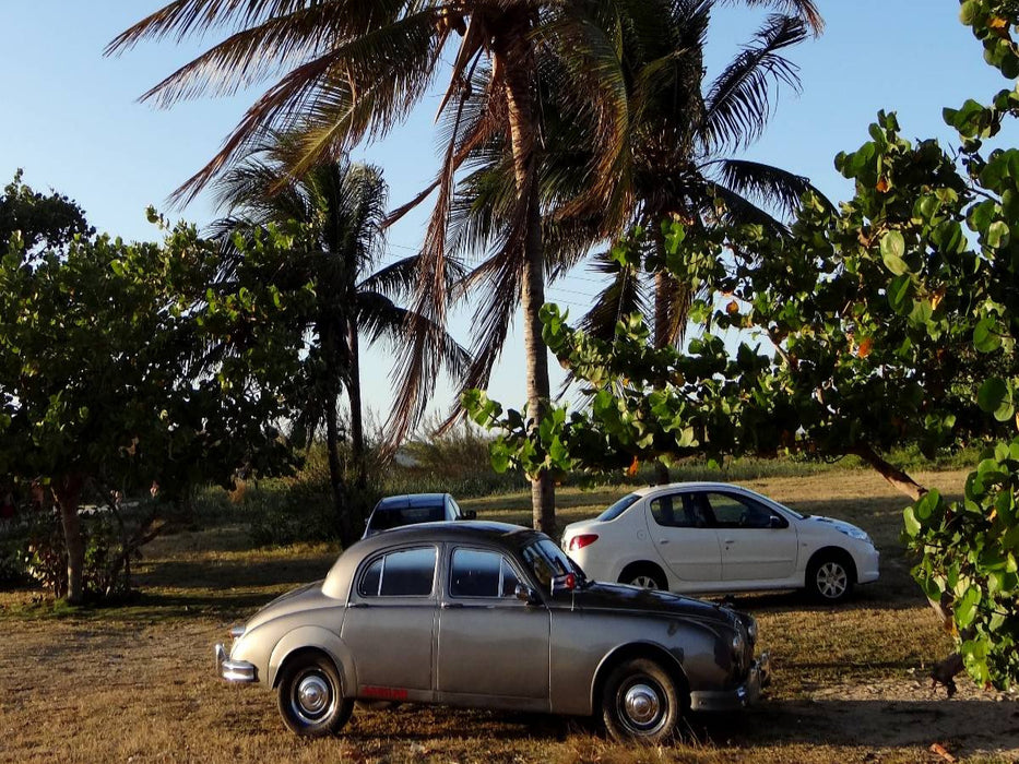 Der britische Oldtimer Jaguar Mark2 auf Kuba - CALVENDO Foto-Puzzle'