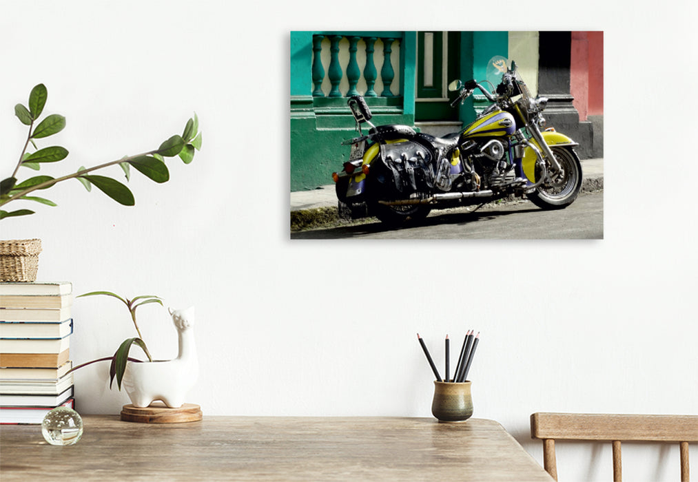 Premium Textil-Leinwand Premium Textil-Leinwand 120 cm x 80 cm quer Harley Davidson in Havanna