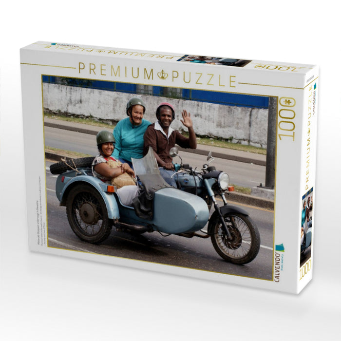 Motorrad-Gespann unterwegs in Havanna - CALVENDO Foto-Puzzle'