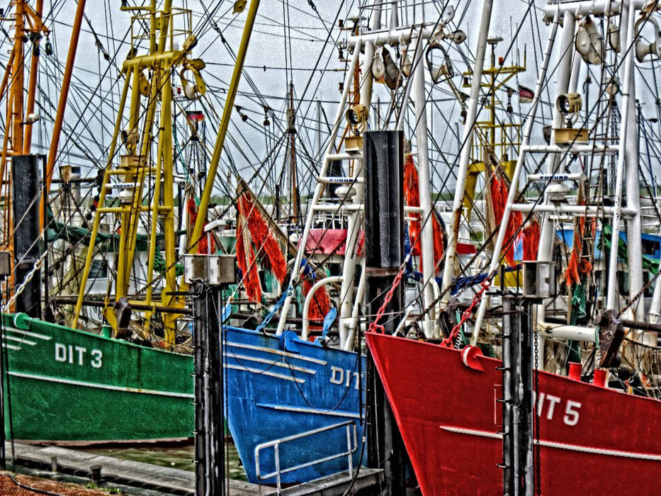 Kutter in Ditzum - CALVENDO Foto-Puzzle'