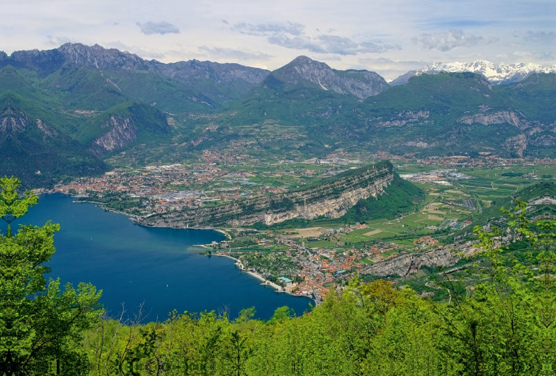 Premium Textil-Leinwand Blick auf Nago-Torbole
