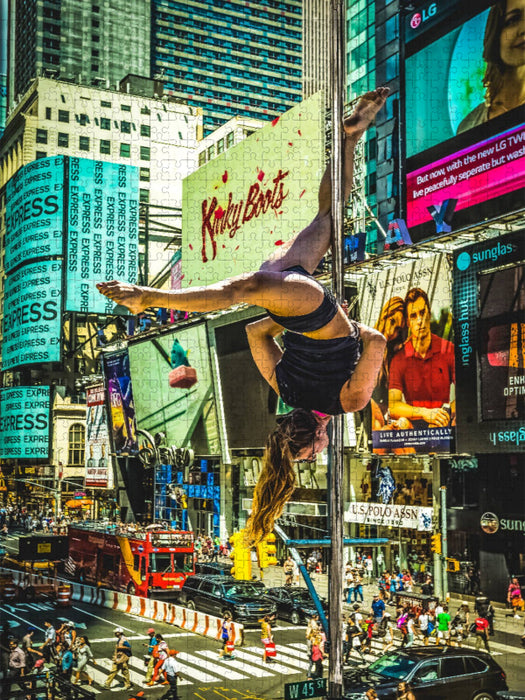 Ein Motiv aus dem Kalender Poledance on the Streets of New York - CALVENDO Foto-Puzzle'