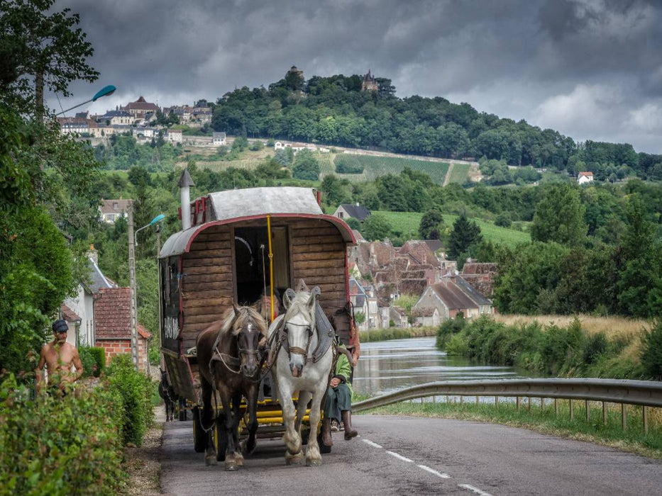 Caravan auf den Straßen von Sancerre - CALVENDO Foto-Puzzle'