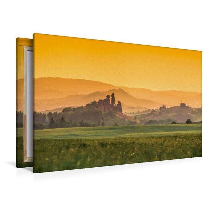 Premium Textil-Leinwand Teufelsmauer im Abendlicht