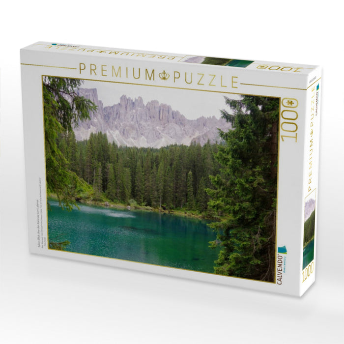 Italien: Blick über den Karersee zum Latemar - CALVENDO Foto-Puzzle'