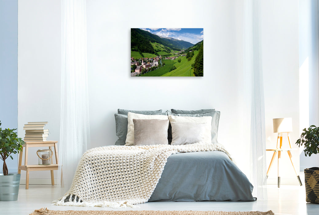 Premium Textil-Leinwand Premium Textil-Leinwand 120 cm x 80 cm quer Blick auf Steinhaus im Tauferer Ahrntal in Südtirol