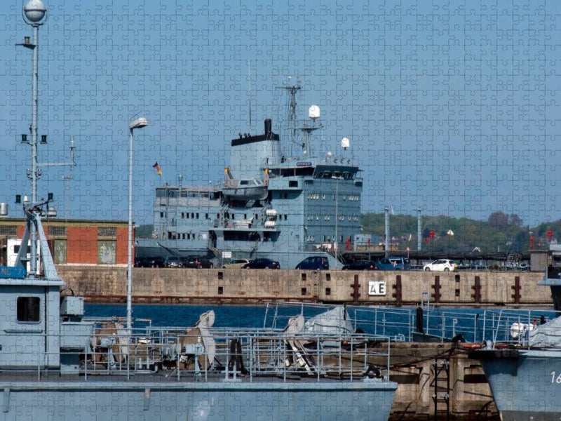 Ein Motiv aus dem Kalender Marinehafen Kiel - CALVENDO Foto-Puzzle'