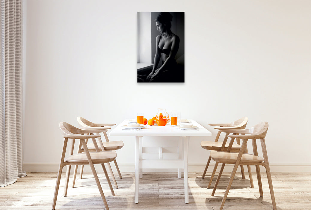 Premium Textil-Leinwand Premium Textil-Leinwand 60 cm x 90 cm hoch Ein Motiv aus dem Kalender NILU LINGERIE 2018