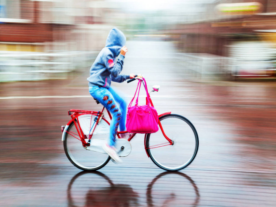Radfahrer bei Regen - CALVENDO Foto-Puzzle'
