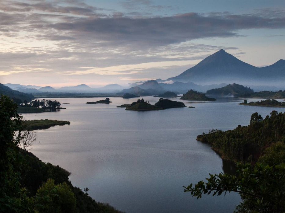 Lake Mutanda - CALVENDO Foto-Puzzle'