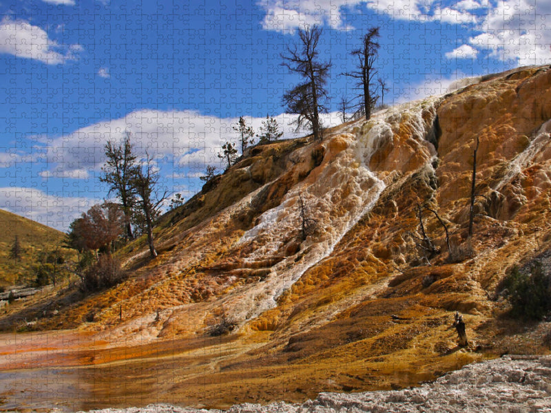 Mammoth Hot Springs Yellowstone - CALVENDO Foto-Puzzle'
