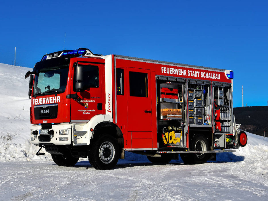 Lentner Hilfeleistungslöschgruppenfahrzeug HLF 20 / Freiwillige Feuerwehr Schalkau - CALVENDO Foto-Puzzle'