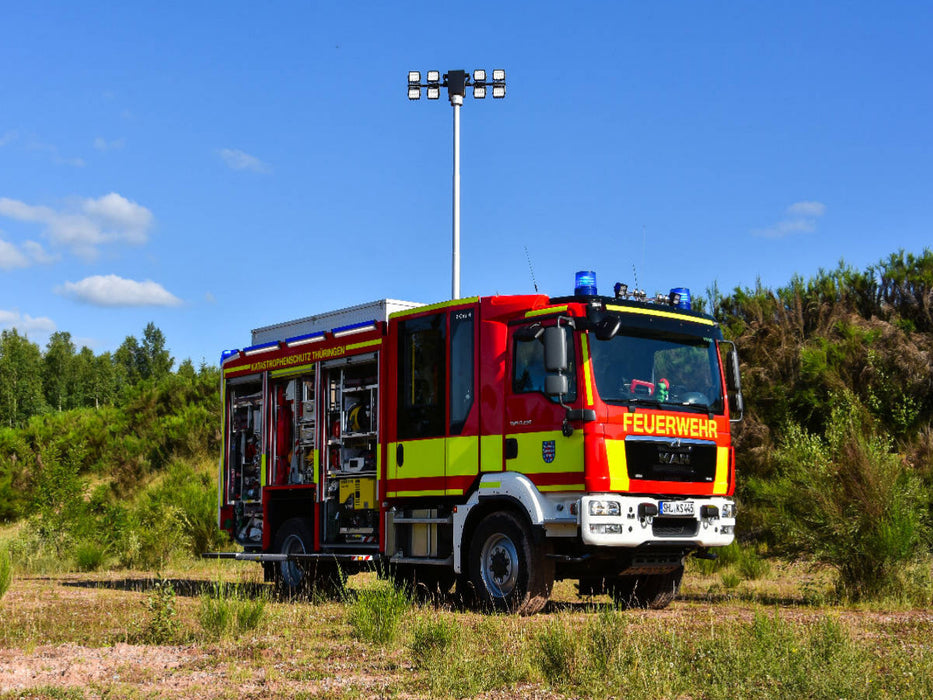 Ziegler Löschgruppenfahrzeug LF 20 Katastrophenschutz Land Thüringen / Feuerwehr Suhl - CALVENDO Foto-Puzzle'