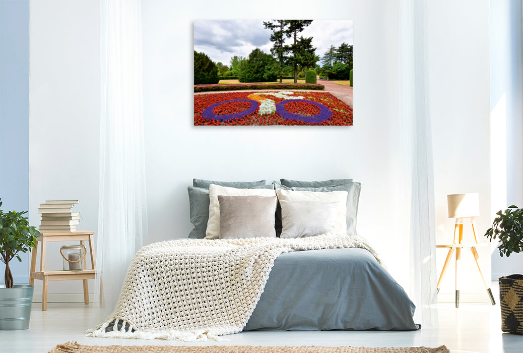Premium Textil-Leinwand Premium Textil-Leinwand 120 cm x 80 cm quer Blumenarrangement im Nordpark zum Grand Départ