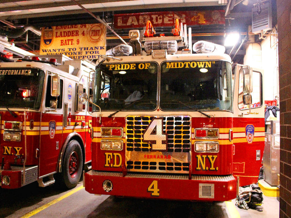 F.D.N.Y. Feuerwehr New York - CALVENDO Foto-Puzzle'