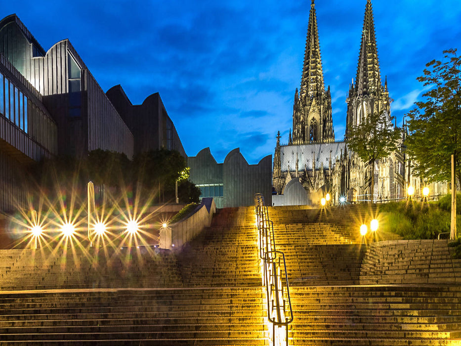 Cologne Cathedral stairs. - CALVENDO photo puzzle 