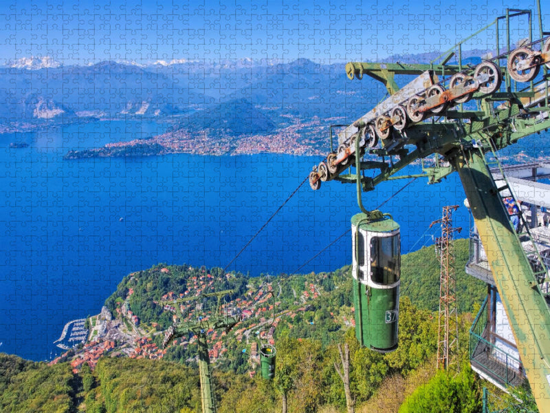 Laveno und Seilbahn zum Sasso del Ferro - CALVENDO Foto-Puzzle'