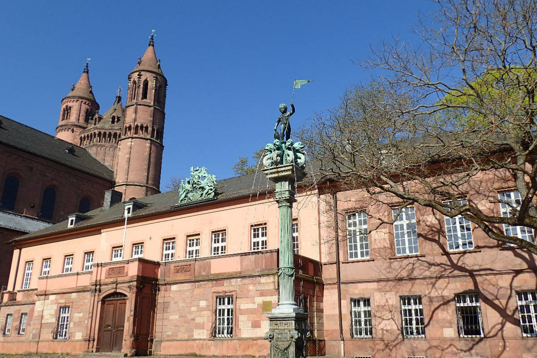 Premium Textil-Leinwand Der Schlossparkbrunnen in Worms