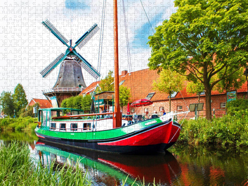 Torfschiff vor der Mühle am Tief - CALVENDO Foto-Puzzle'