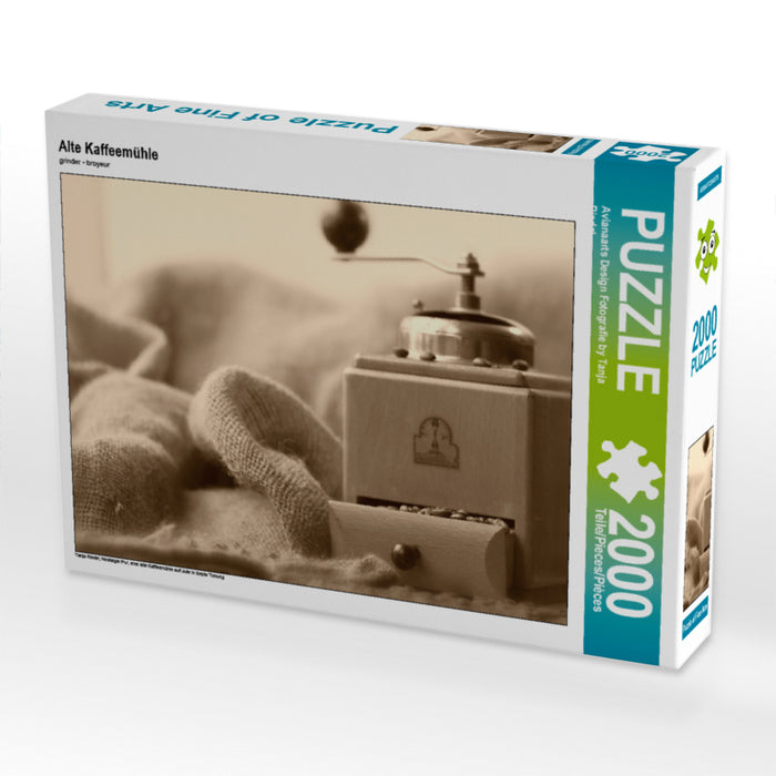 Alte Kaffeemühle 2000 Teile Puzzle quer - CALVENDO Foto-Puzzle'