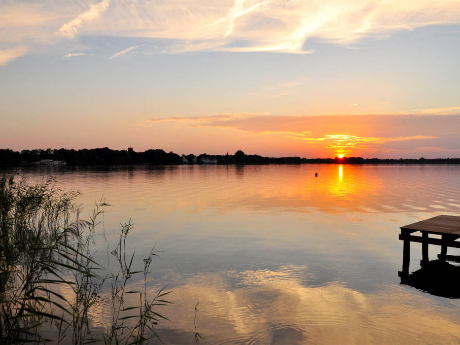Sonnenuntergang mit gespiegelten Wolken am Zwischenahner Meer - CALVENDO Foto-Puzzle'