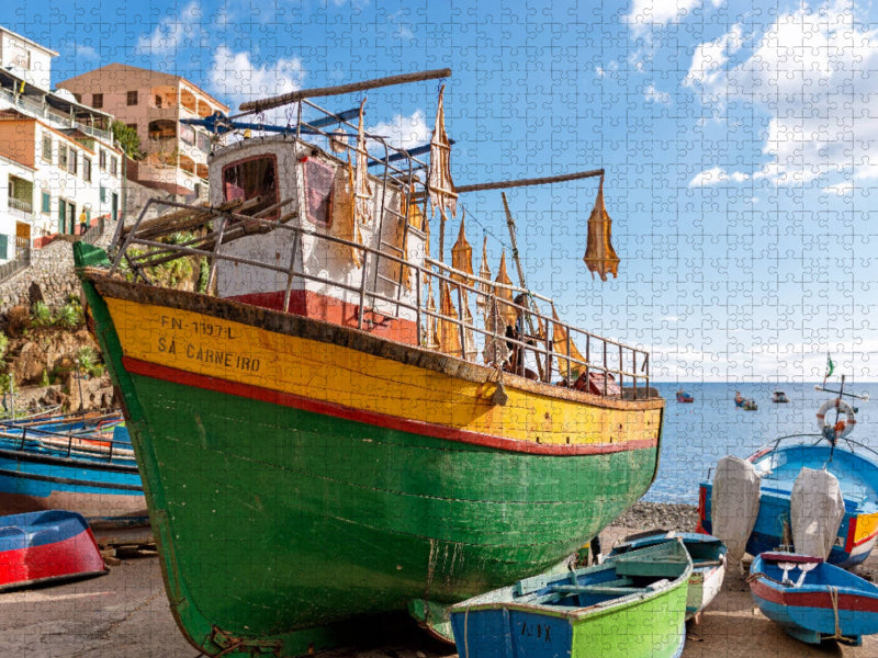 Fischerboot in Camara de Lobos - CALVENDO Foto-Puzzle'