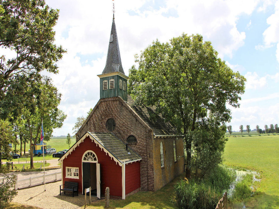 Kapelle in Allingawier - CALVENDO Foto-Puzzle'