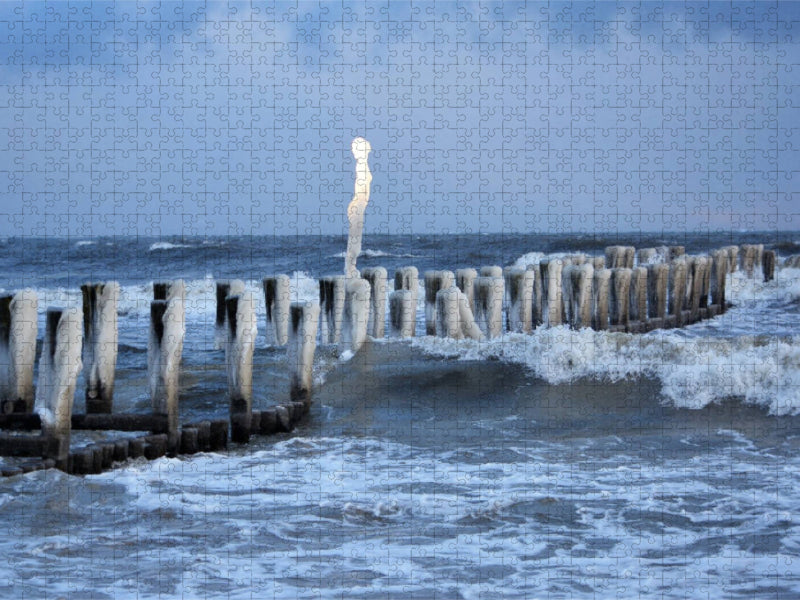 Die Spiegeldame an den vereisten Buhnen strahlt - CALVENDO Foto-Puzzle'
