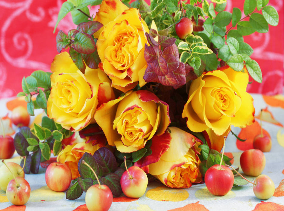 Gelbe Rosen mit Zieräpfeln - CALVENDO Foto-Puzzle'
