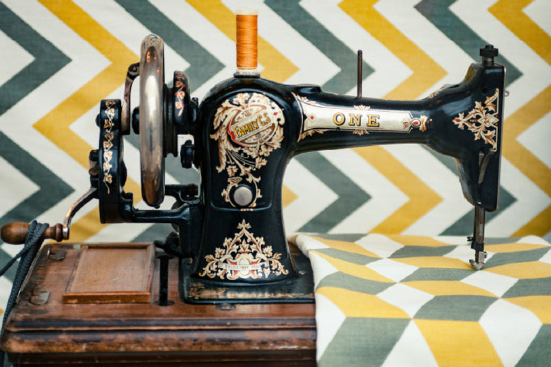 Premium Textil-Leinwand Alte englische Nähmaschine