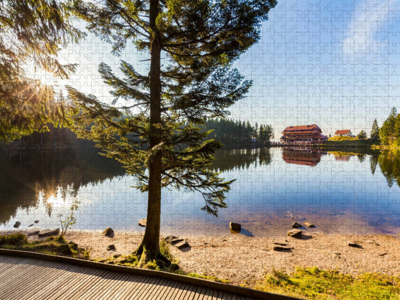 Mummelsee mit dem Berghotel bei der Hornisgrinde - CALVENDO Foto-Puzzle'