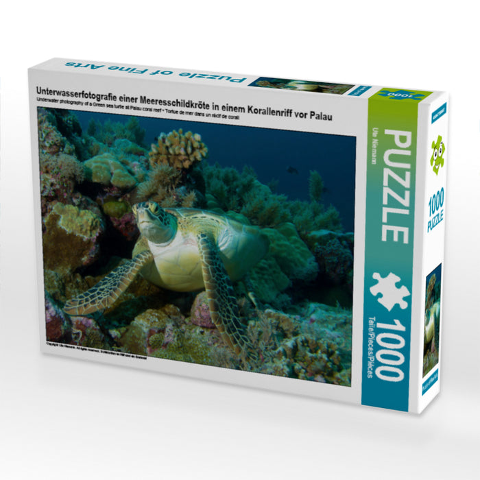 Unterwasserfotografie einer Meeresschildkröte in einem Korallenriff vor Palau 1000 Teile Puzzle quer - CALVENDO Foto-Puzzle'