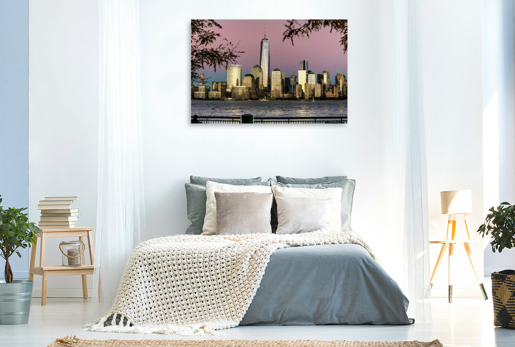 Premium Textil-Leinwand Premium Textil-Leinwand 120 cm x 80 cm quer Blick von New Jersey auf Midtown Manhattan bei Sonnenuntergang