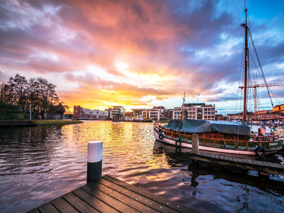 Alter Binnenhafen in Emden - CALVENDO Foto-Puzzle'