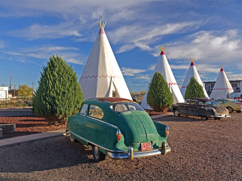 Amerika Route 66 Oldtimer und Wigwam Motiv in Holbrook Arizona, USA - CALVENDO Foto-Puzzle'