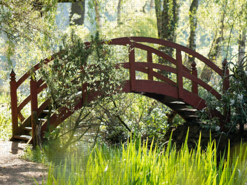 Paradiesbrücke im Grünen - CALVENDO Foto-Puzzle'