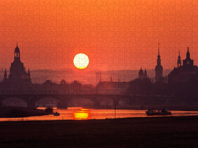 Sonnenuntergang über der Altstadt Dresden - CALVENDO Foto-Puzzle'