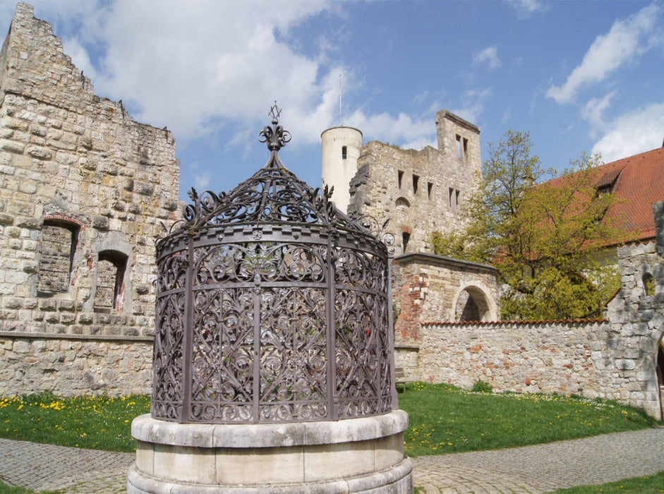 Fountain at Hellenstein Castle - CALVENDO photo puzzle 