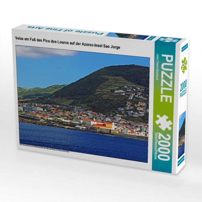 Velas am Fuß des Pico dos Louros auf der Azoren-Insel Sao Jorge 2000 Teile Puzzle quer - CALVENDO Foto-Puzzle'