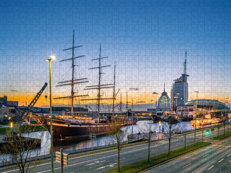 Sonnenuntergang hinter den Bremerhavener Havenwelten - CALVENDO Foto-Puzzle'
