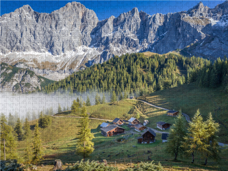 Neustattalm (1.530 m) vor der Dachstein-Südwand 2000 Teile Puzzle quer - CALVENDO Foto-Puzzle'