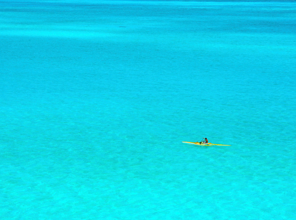 Kanu in der Lagune von Bora Bora 2000 Teile Puzzle quer - CALVENDO Foto-Puzzle'
