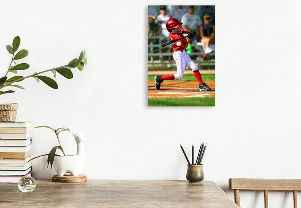 Premium Textil-Leinwand Premium Textil-Leinwand 80 cm x 120 cm  hoch Baseball - kleiner Batter schlägt den Ball