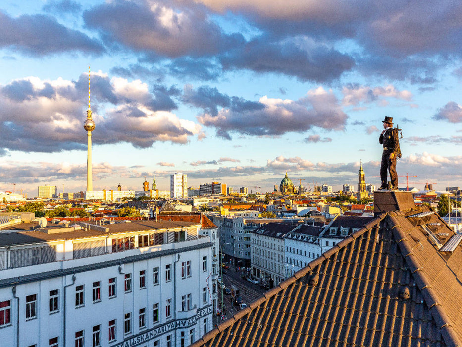 Chimney sweep at the Berlin TV tower - CALVENDO photo puzzle 