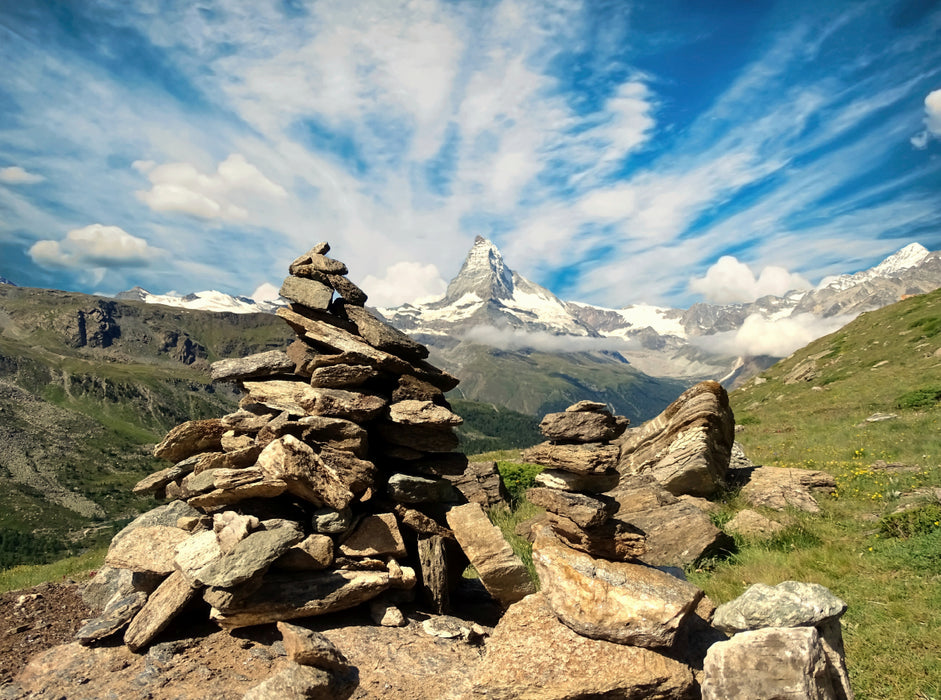 And the Matterhorn beckons forever - CALVENDO photo puzzle 