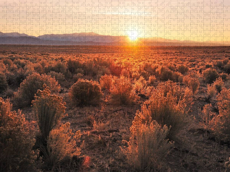 Sunrise near Mammoth Lakes, California, USA - CALVENDO Foto-Puzzle'