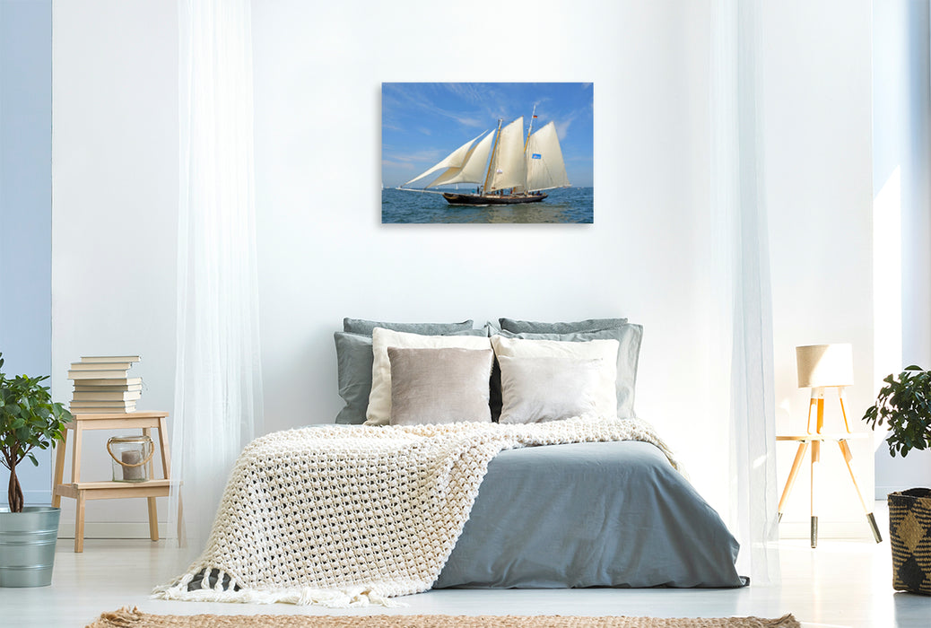 Premium Textil-Leinwand Premium Textil-Leinwand 120 cm x 80 cm quer Die "Skythia", ein Nachbau der legendären Segelyacht "America", Gewinnerin des America´s Cup 1851