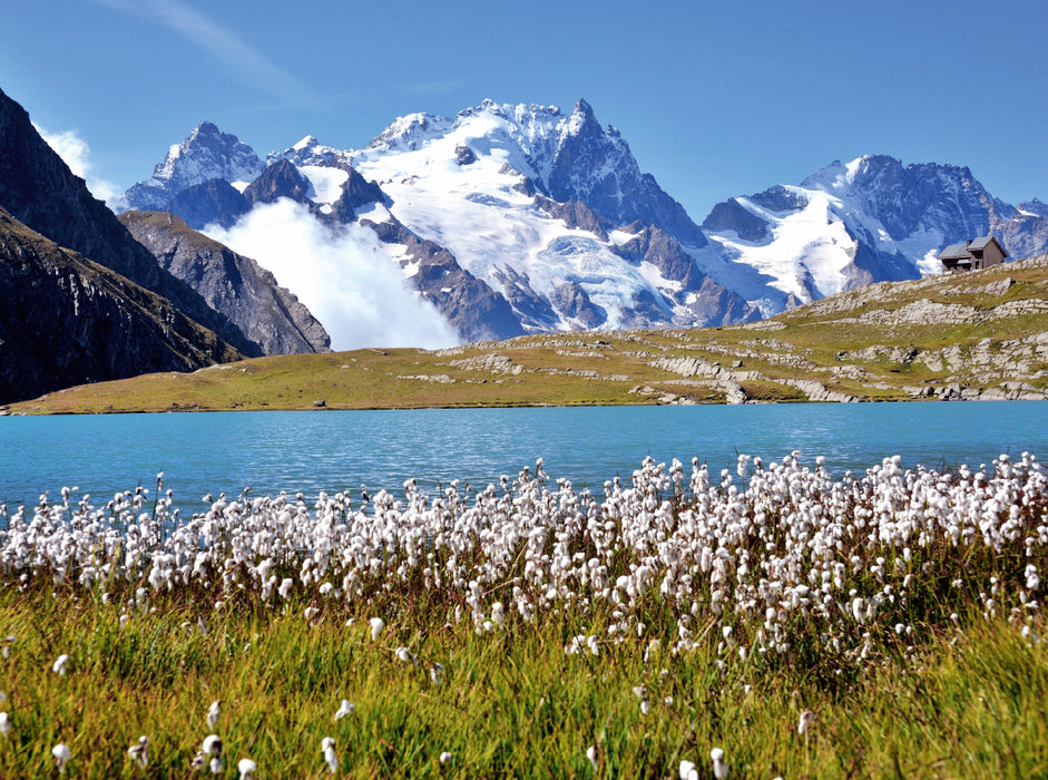 Mountain lake Lac Goléon, France - CALVENDO photo puzzle 