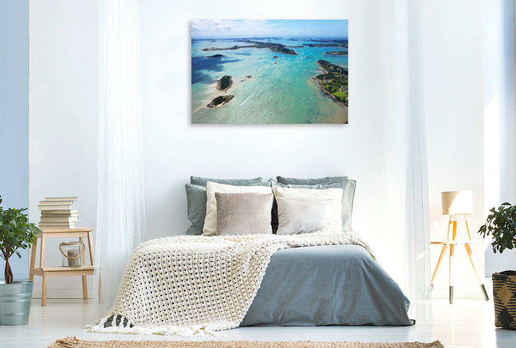 Premium Textil-Leinwand Premium Textil-Leinwand 120 cm x 80 cm quer Ein Kalender Bild Der Golf von Morbihan vom Himmel