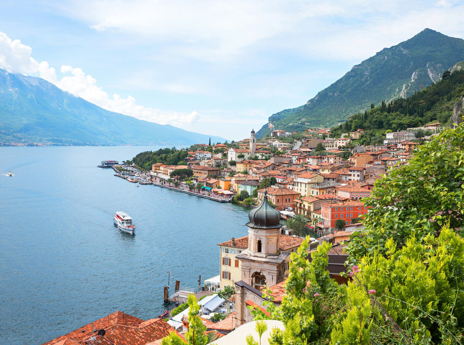 Holiday resort Limone sul Garda - CALVENDO photo puzzle 